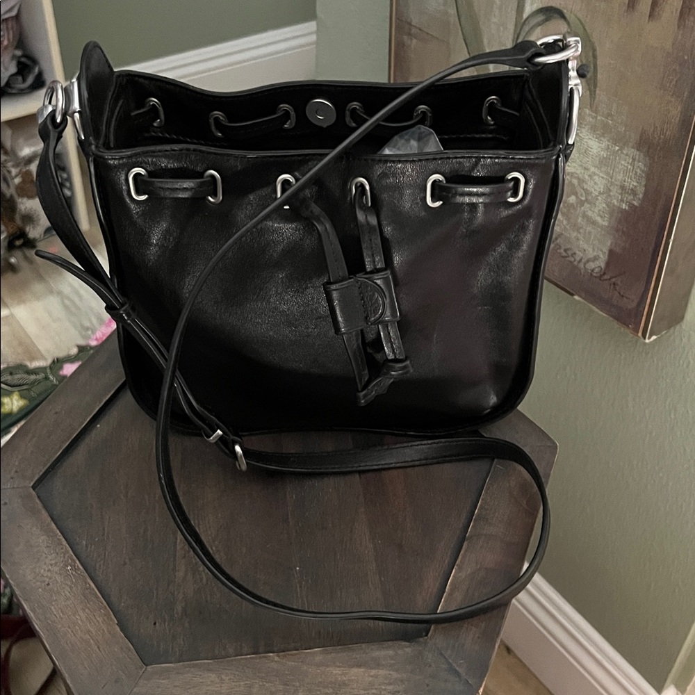 🛑 1 hour sale. Frye Llana Black Leather Shoulder Bag